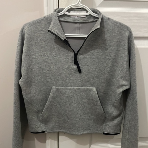 Aritzia TNA 1/4 Zip - Picture 4 of 5